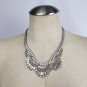 Stella & Dot Collier Belle Silver Tone Rhinestone Statement Necklace